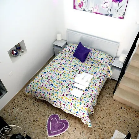 La Casa Di Nicole Guest house